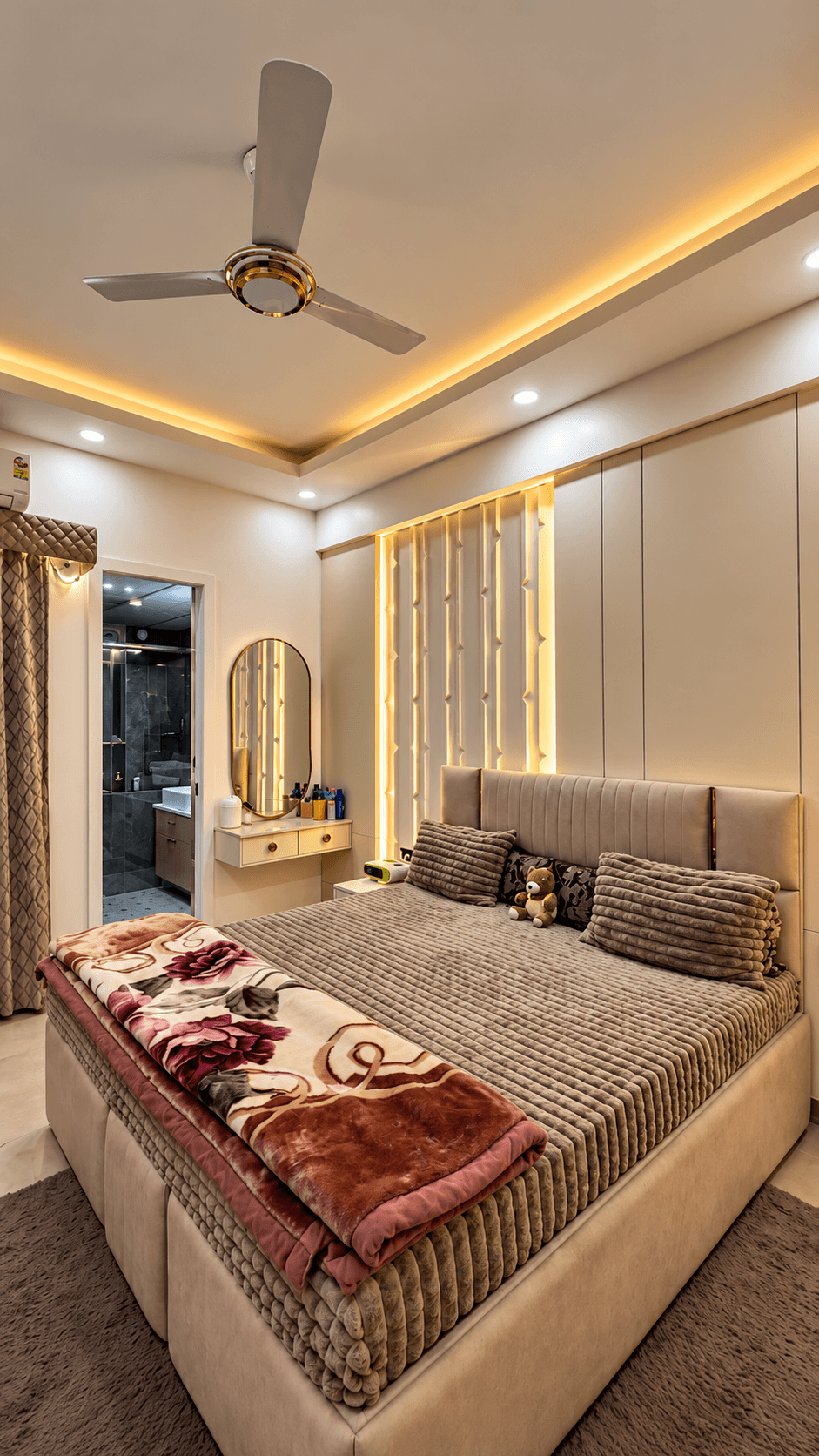 Minimalist Master Retreat
