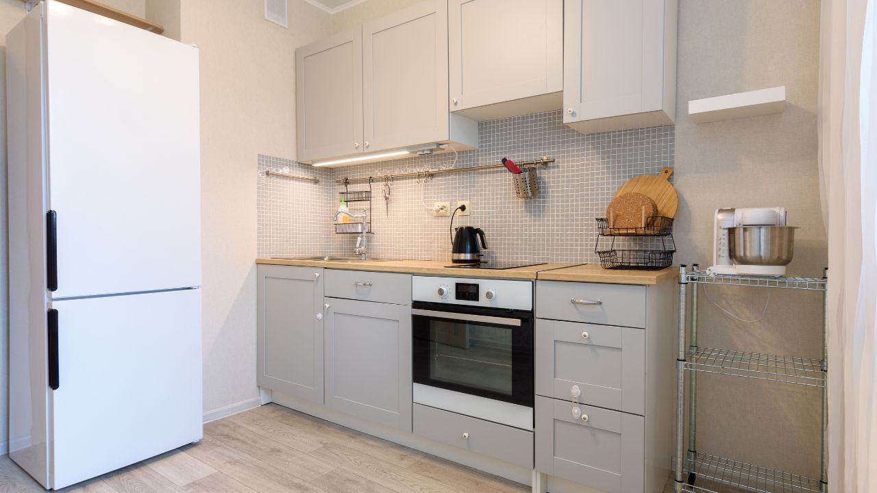 Guide to Choosing the Best Kitchen Layout for Small Spaces